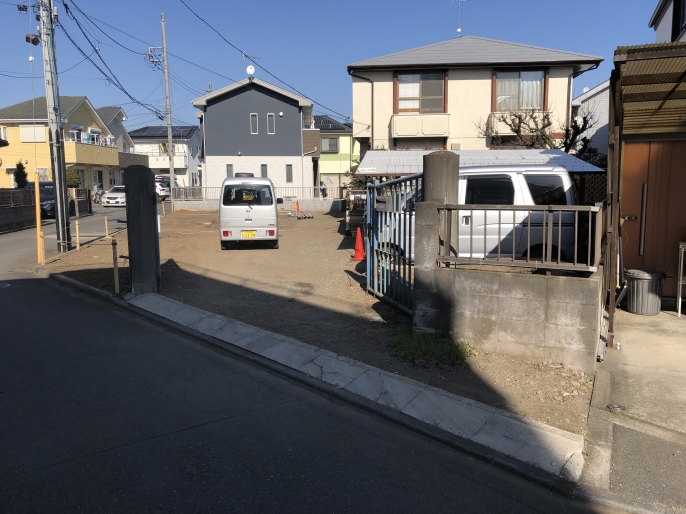 大きな鉄の門