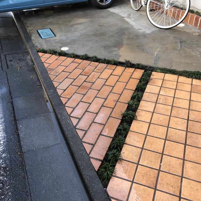 タイルでの補修