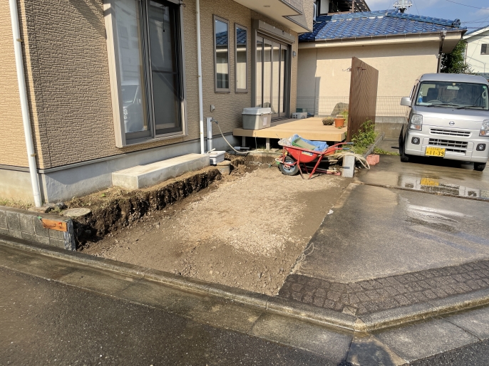 ブロック塀を全て撤去
