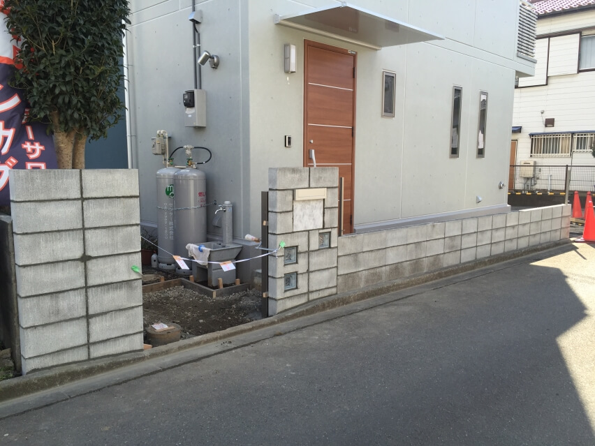 ブロック下地