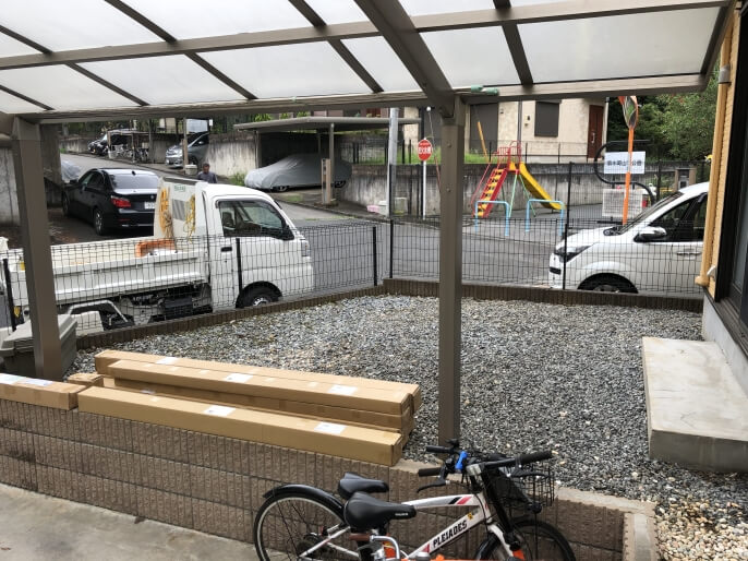 視線を遮るものもなく