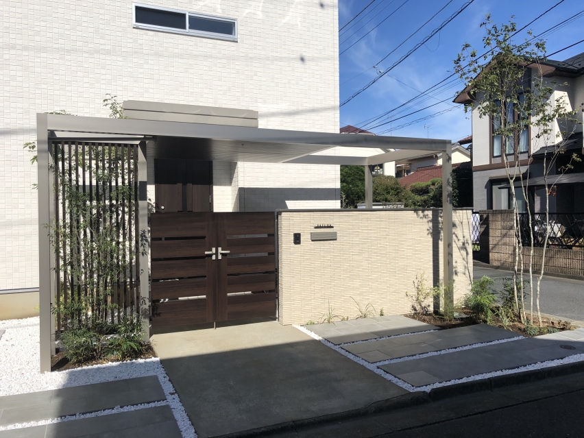 門扉も取り付けてプラスGが完成