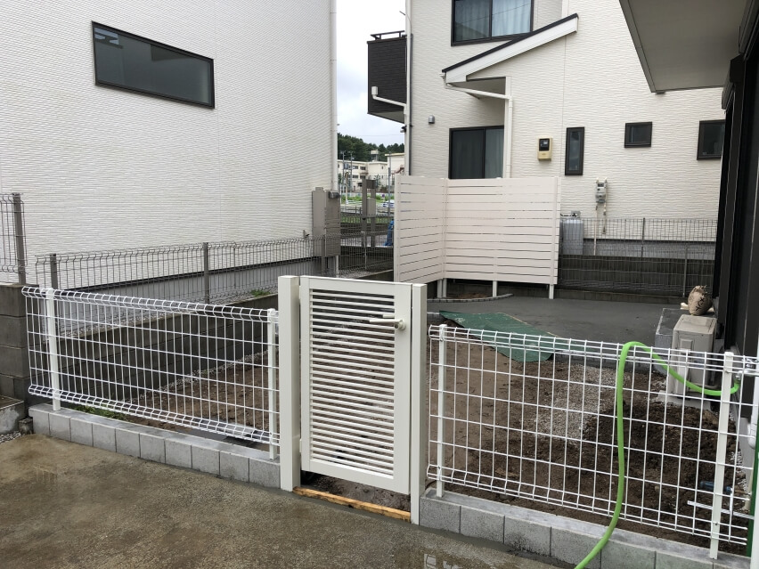 お庭をドッグラン