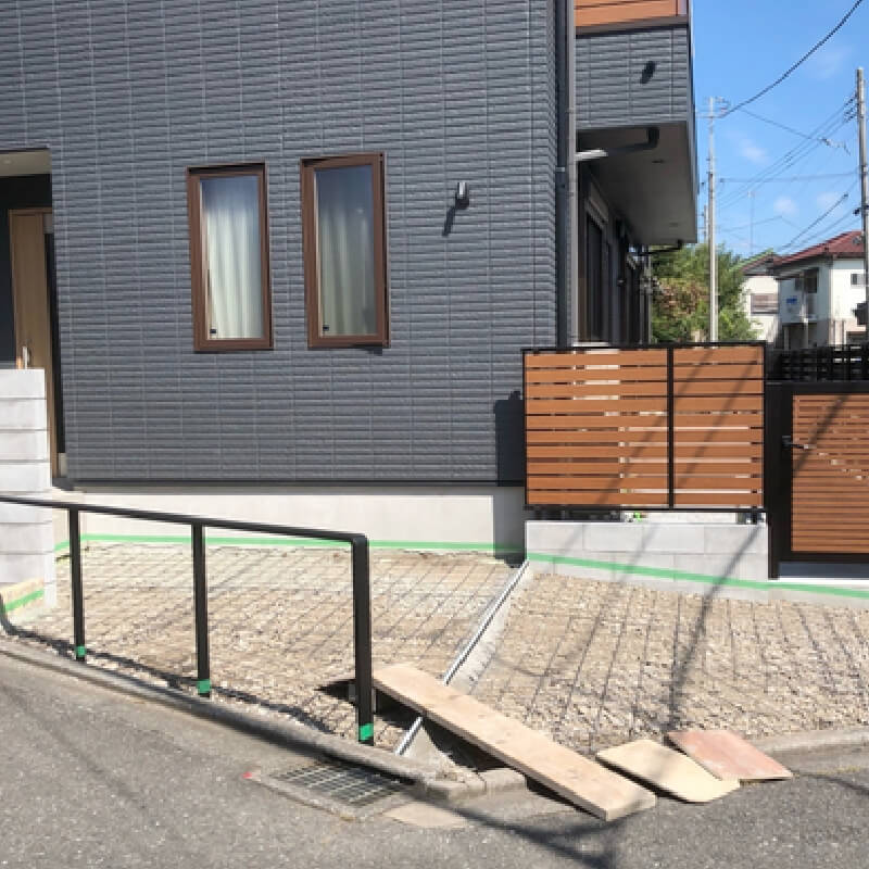 ひび割れ防止のワイヤーメッシュ