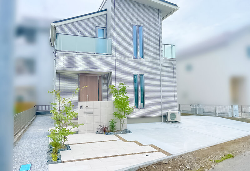 土間コンクリートと素材の組み合わせ01